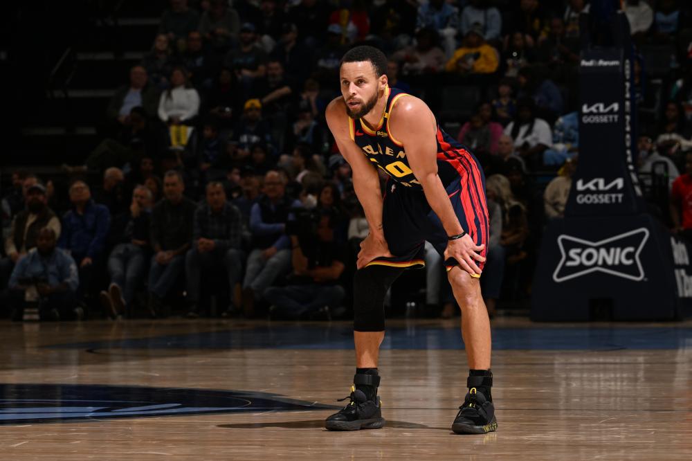 切尔西对他 切尔西对他